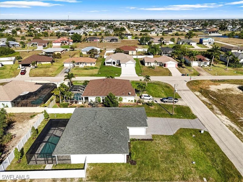Image 39 of a home in Cape Coral.