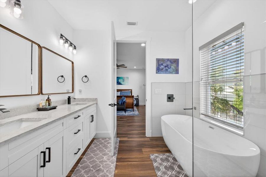 Furnished interior view inside a new home in , Tampa (Image 13).