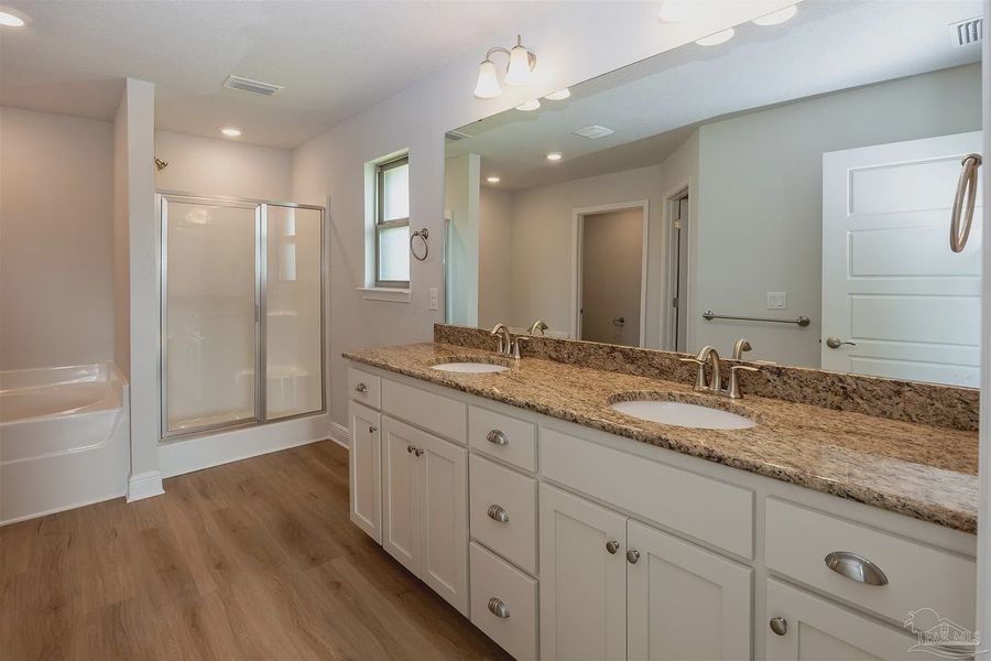 Furnished interior view inside a new home in Emmaline Gardens, Milton (Image 7).