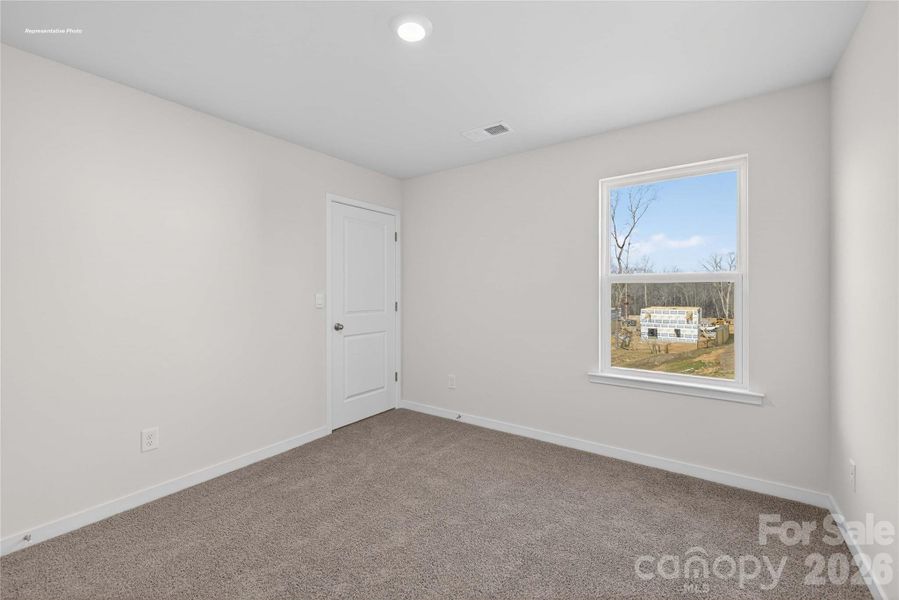 Spacious, unfurnished interior of a new home in Zion Springs, Hickory (Image 16).