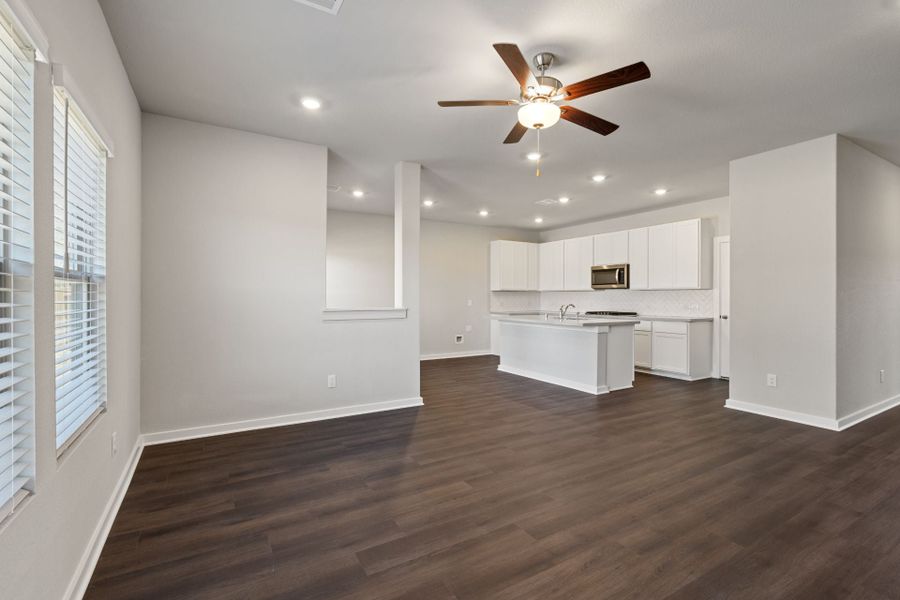 New Home in Cedar Creek, TX.  - Slide 2