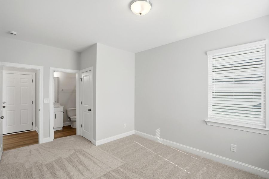 Spacious, unfurnished interior of a new home in Grier Meadows, Charlotte (Image 47).