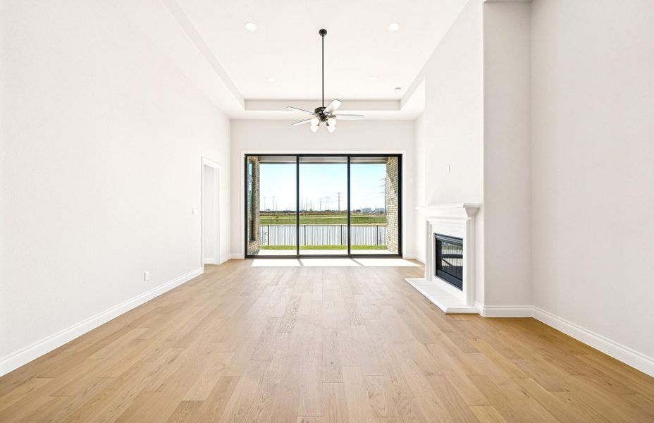 Spacious, unfurnished interior of a new home in Bridgeland 60′, Cypress (Image 41).