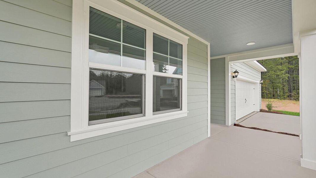 Exterior details and patio area of a home in Sheep Island, Summerville (Image 28).