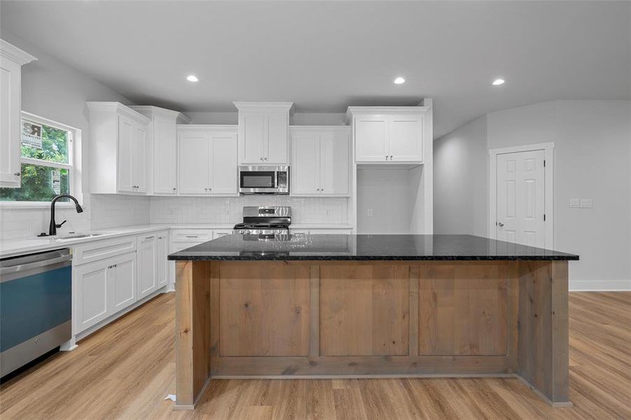 Furnished interior view inside a new home in , Bellmead (Image 6).