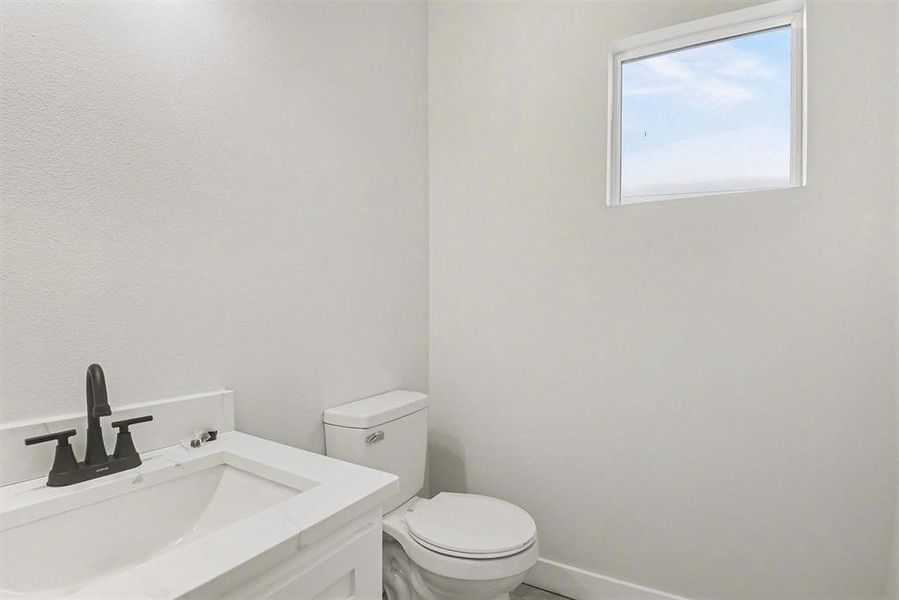 Furnished interior view inside a new home in , Fort Worth (Image 8).