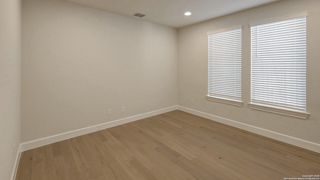 Spacious, unfurnished interior of a new home in The Dominion 70', San Antonio (Image 28). Spacious, unfurnished interior of a new home in The Dominion 70', San Antonio (Image 28).