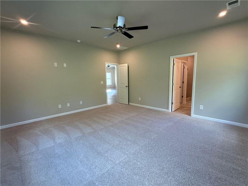Spacious, unfurnished interior of a new home in Maple Village, Adairsville (Image 24). Spacious, unfurnished interior of a new home in Maple Village, Adairsville (Image 24).