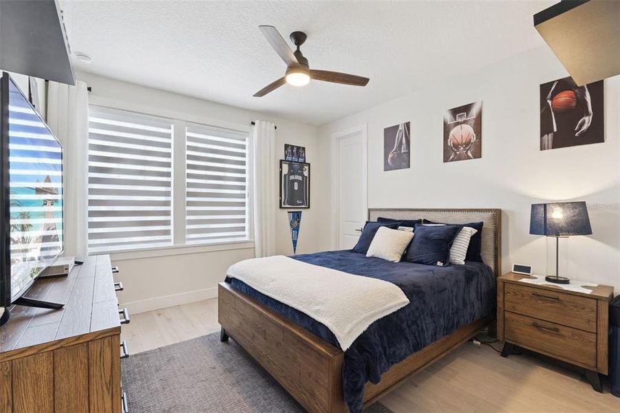Furnished interior view inside a new home in Oakland Park, Winter Garden (Image 36).