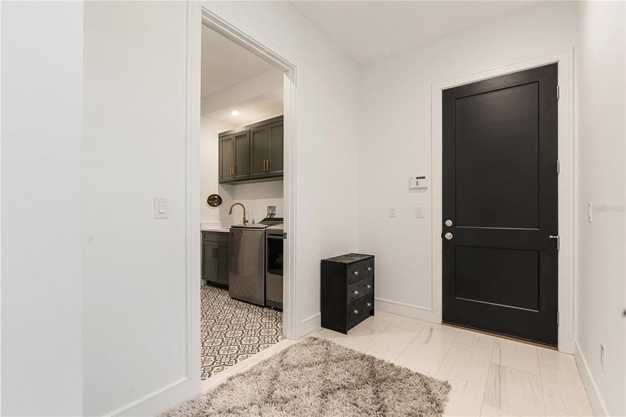 Furnished interior view inside a new home in , Land O' Lakes (Image 58).
