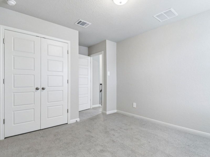 Spacious, unfurnished interior of a new home in Legendary Trails - Premier Series, Cibolo (Image 26).