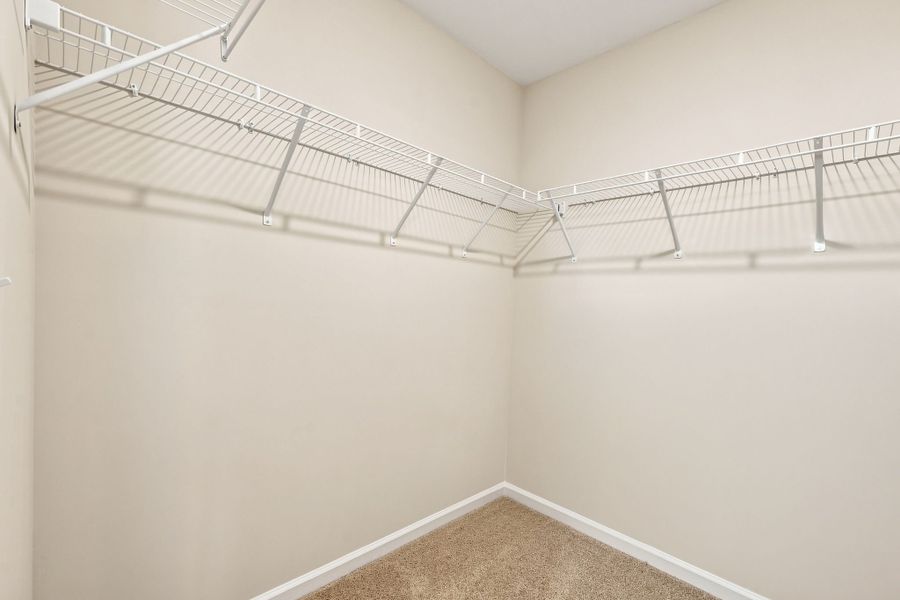 Spacious, unfurnished interior of a new home in Neill's Pointe, Angier (Image 20).