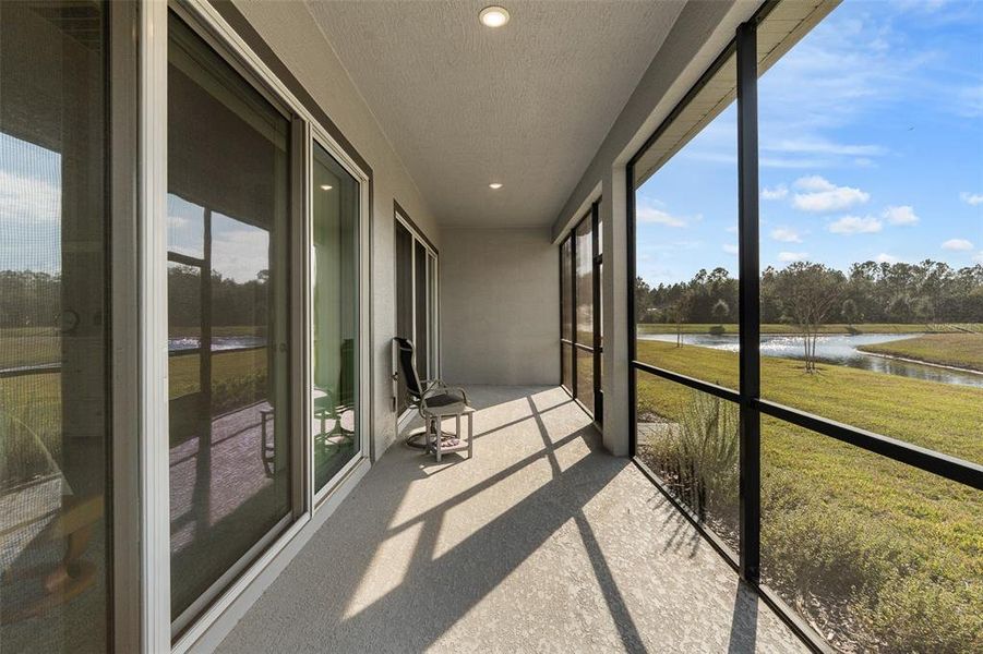 Exterior details and patio area of a home in , Ormond Beach (Image 26).
