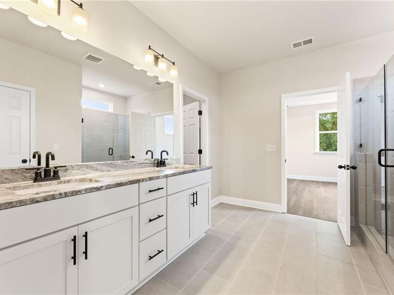 Furnished interior view inside a new home in Cedar Farms, Winder (Image 16).