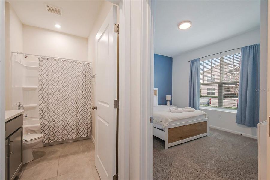 Furnished interior view inside a new home in , Kissimmee (Image 12).