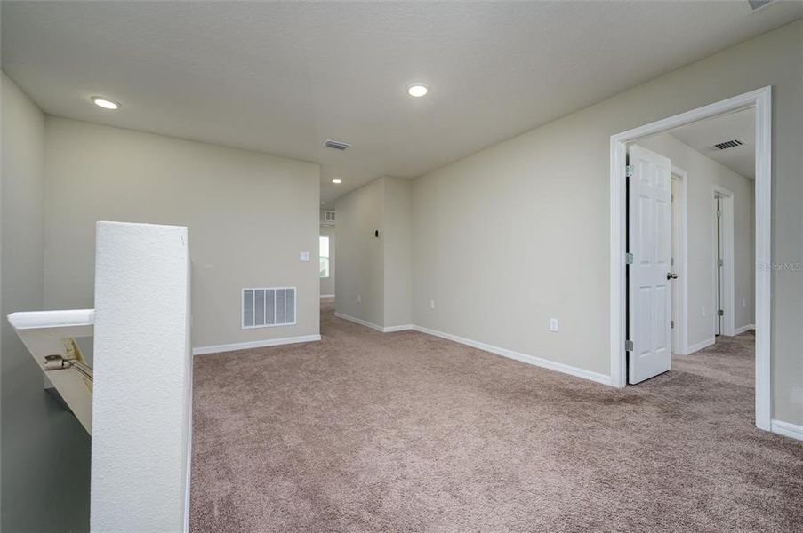 Spacious, unfurnished interior of a new home in Pasadena Point, Wesley Chapel (Image 24). Spacious, unfurnished interior of a new home in Pasadena Point, Wesley Chapel (Image 24).