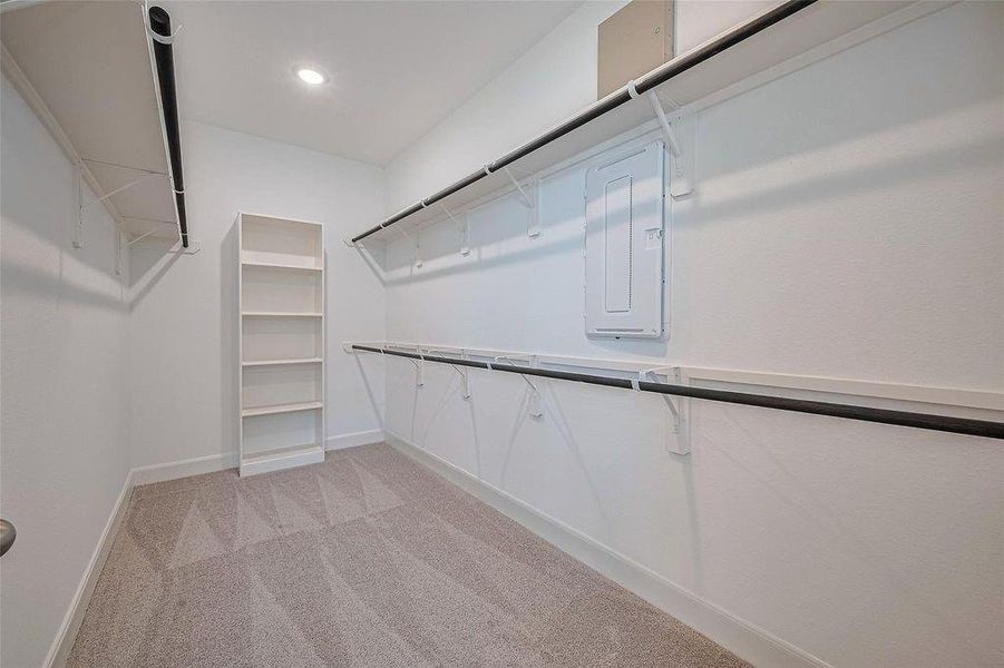 Spacious, unfurnished interior of a new home in , Dayton (Image 42). Spacious, unfurnished interior of a new home in , Dayton (Image 42).