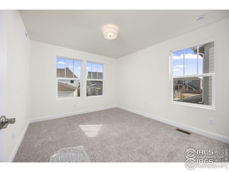 Spacious, unfurnished interior of a new home in Westerly, Erie (Image 20).