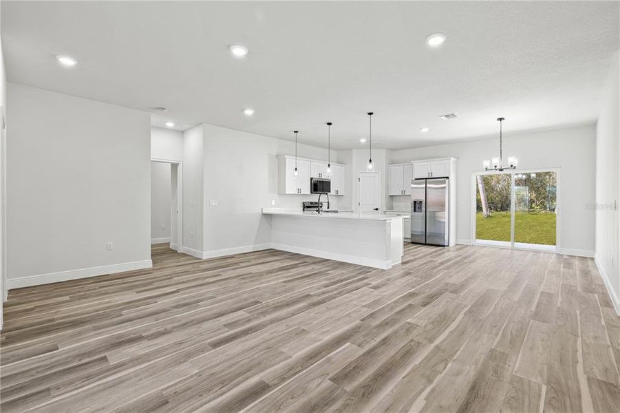Spacious, unfurnished interior of a new home in , Ocala (Image 42).