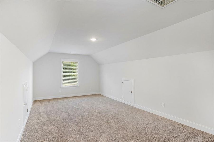 Spacious, unfurnished interior of a new home in Waters Edge, Mansfield (Image 11).