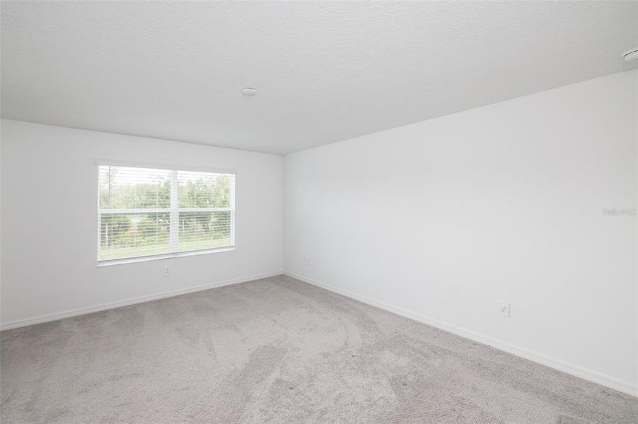 Spacious, unfurnished interior of a new home in , Land O' Lakes (Image 12).