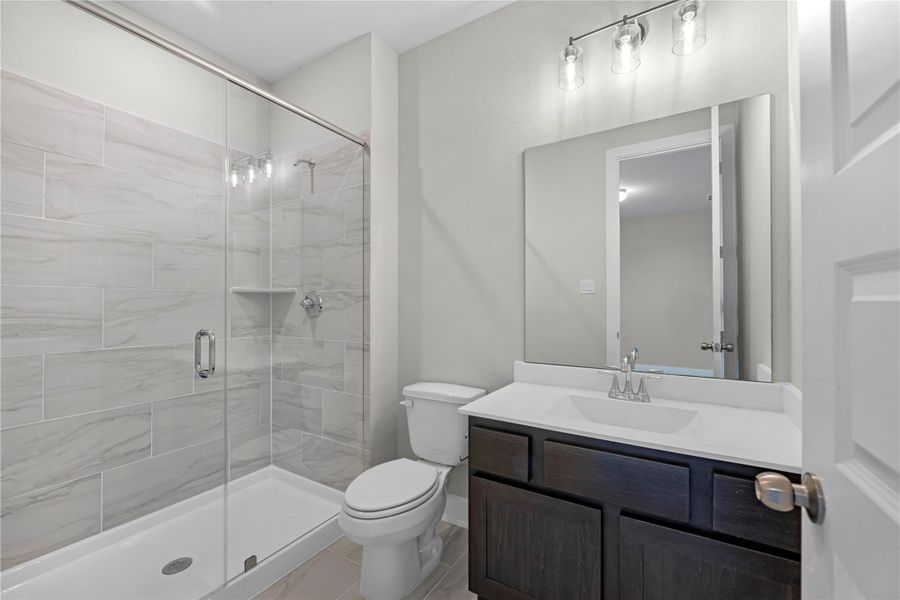 Furnished interior view inside a new home in Grange, Katy (Image 4).