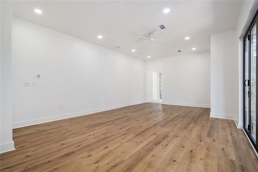 Spacious, unfurnished interior of a new home in , Dawsonville (Image 30).