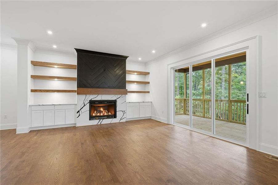 Spacious, unfurnished interior of a new home in , Buford (Image 32).