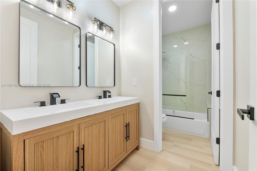 Furnished interior view inside a new home in , Fort Lauderdale (Image 16).