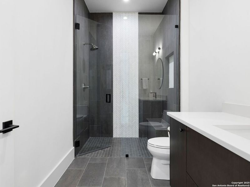 Furnished interior view inside a new home in , Boerne (Image 31).