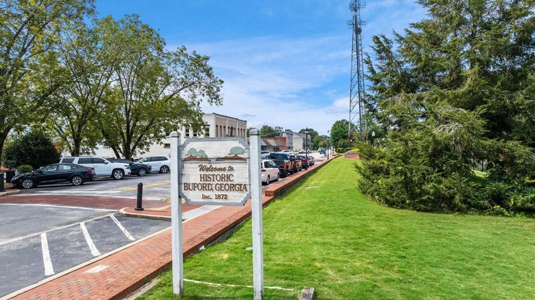 Image 40 of a home in Greyton Springs Place.