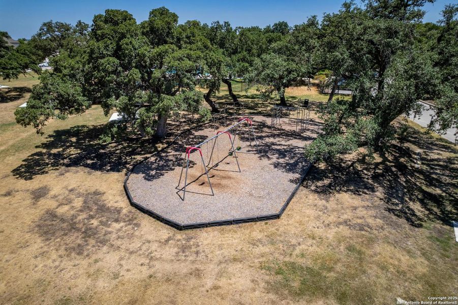 Image 45 of a home in Balcones Creek 70'.