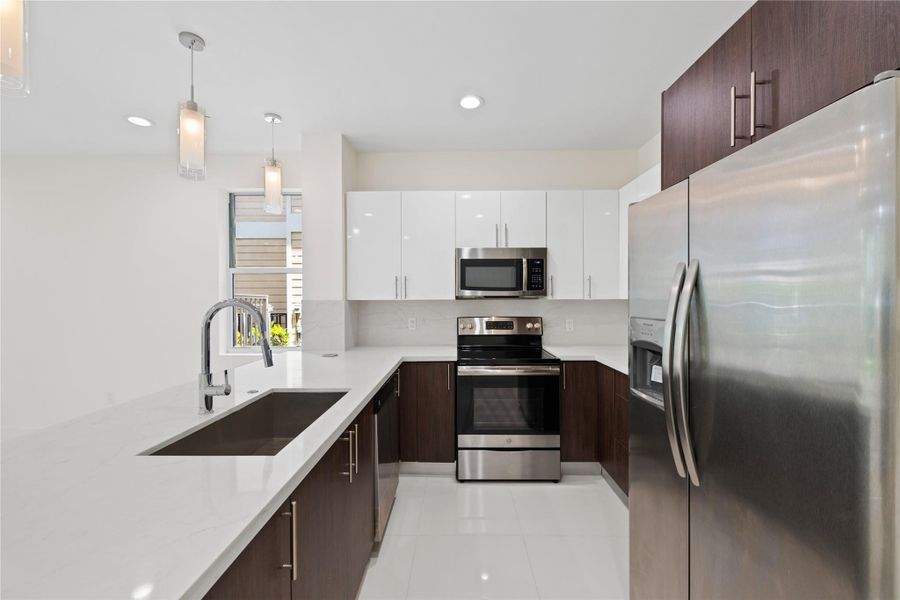 Furnished interior view inside a new home in , Fort Lauderdale (Image 5).