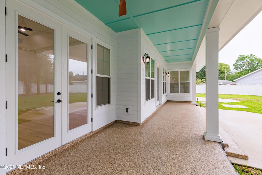 Exterior details and patio area of a home in , Jacksonville (Image 35).