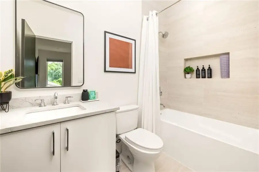 Furnished interior view inside a new home in , Atlanta (Image 42).