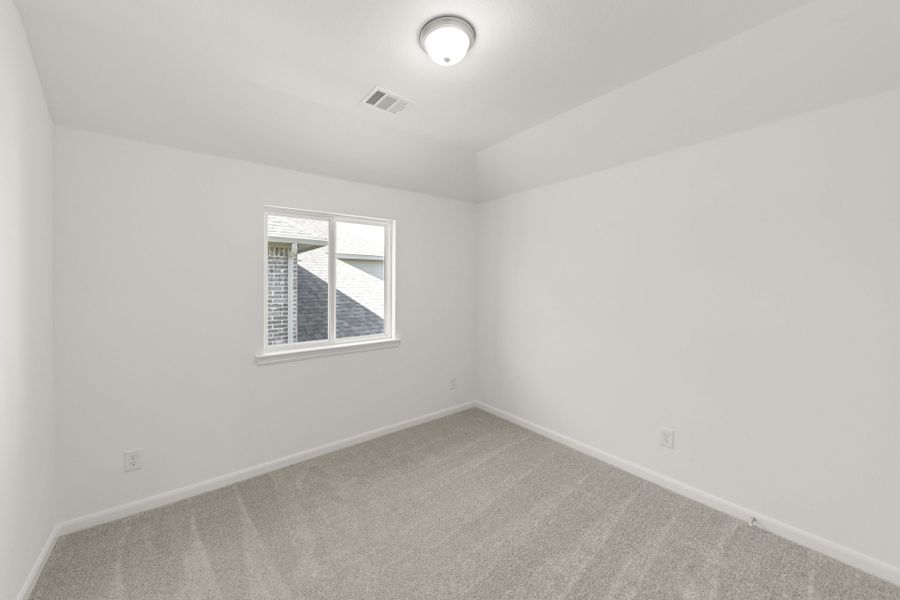 Spacious, unfurnished interior of a new home in The Reserve at Spiritas Ranch, Little Elm (Image 23).