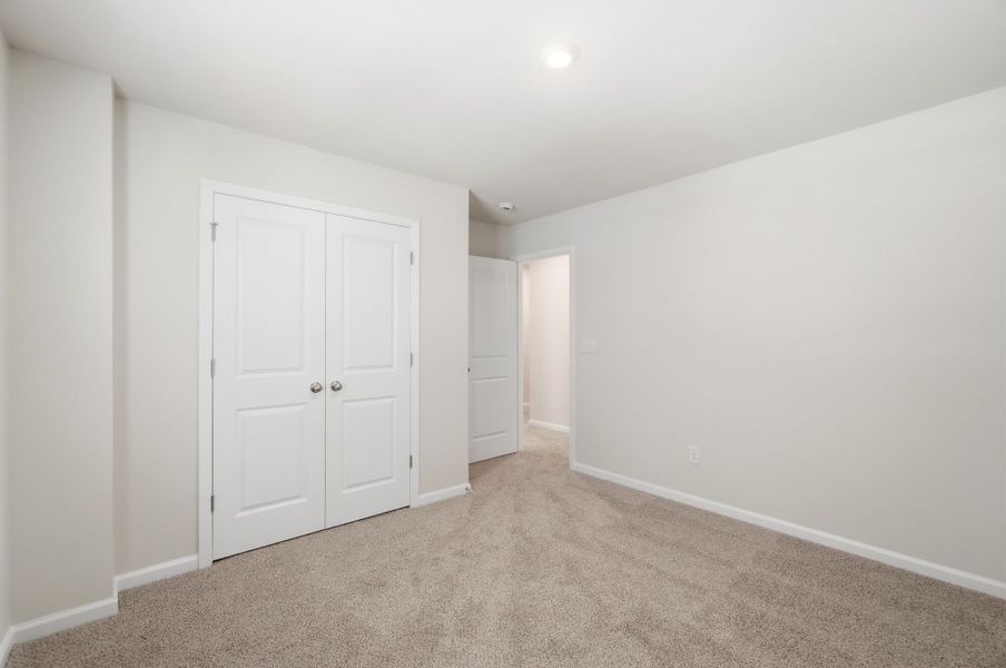 Spacious, unfurnished interior of a new home in Stonesummit at Reedy Creek, Charlotte (Image 20).