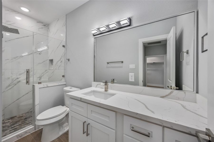 Image 10 of a home in .