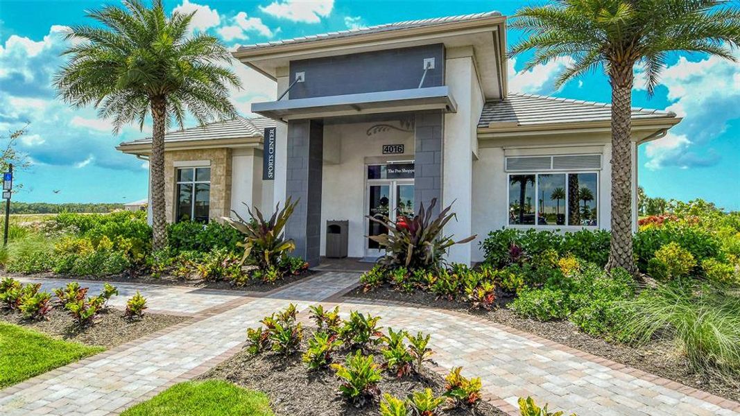 Front exterior of a new home in , Bradenton, FL, highlighting curb appeal (Image 22).