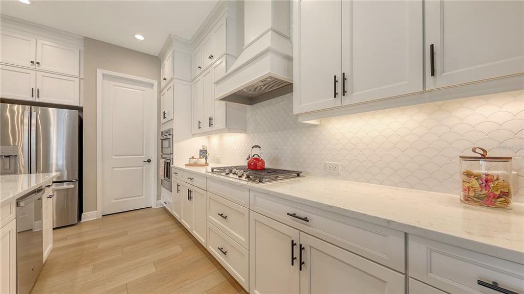 Furnished interior view inside a new home in , Venice (Image 40).