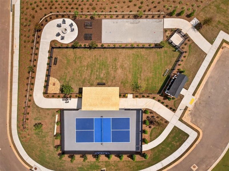 Community amenities in Villages at Sharon Springs, Cumming (Image 58).
