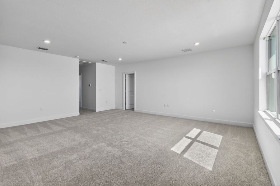 Spacious, unfurnished interior of a new home in Harbor Isle, Vero Beach (Image 68). Spacious, unfurnished interior of a new home in Harbor Isle, Vero Beach (Image 68).