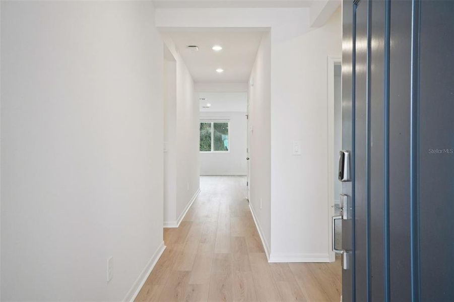 Spacious, unfurnished interior of a new home in Leyland Preserve - Classic Series, Brooksville (Image 31).