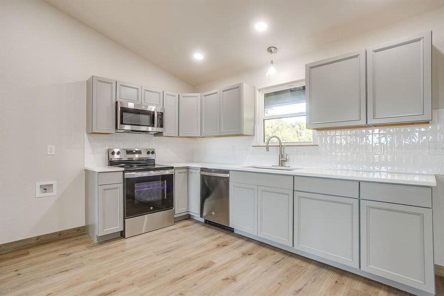 Furnished interior view inside a new home in , Weatherford (Image 6).