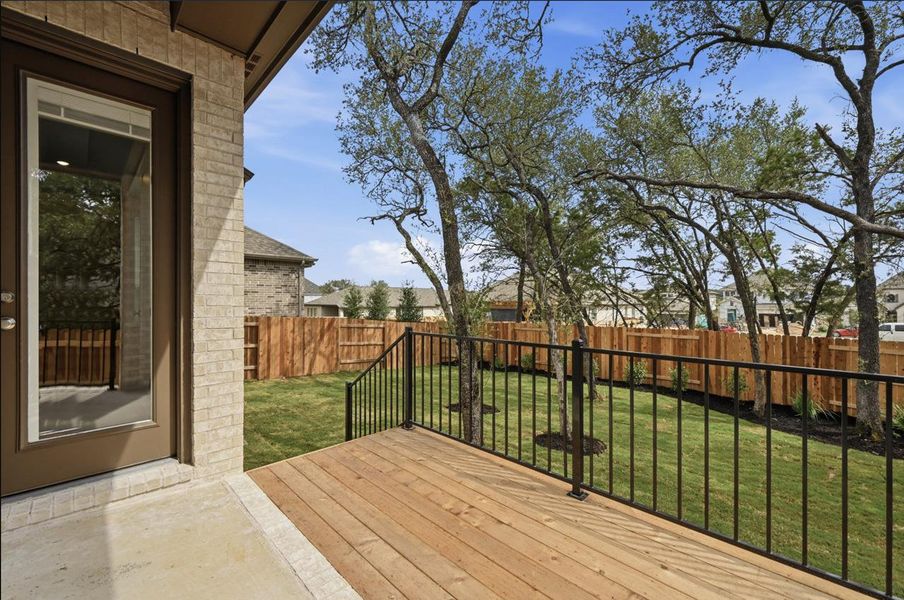 Exterior details and patio area of a home in 6 Creeks at Waterridge, Kyle (Image 17).
