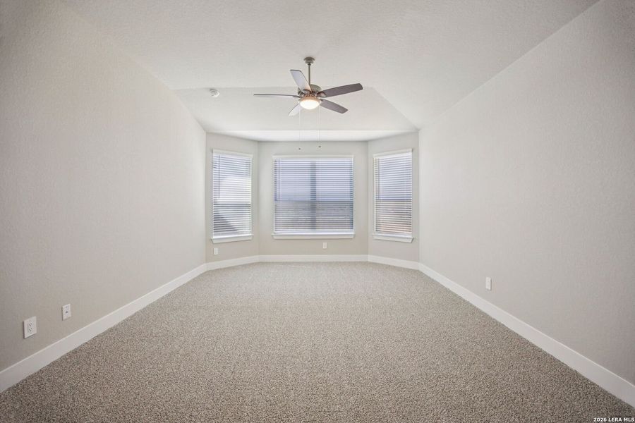 Spacious, unfurnished interior of a new home in Sagebrooke - Classic Series, San Antonio (Image 39).
