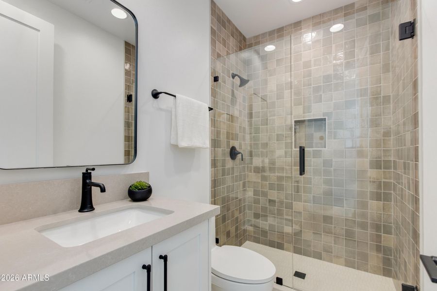 31-Bloomfield 31-Bloomfield