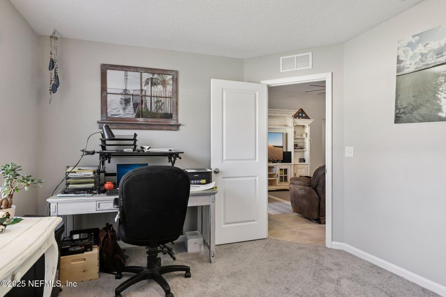 Furnished interior view inside a new home in Creekside Manor, Jacksonville (Image 33). Furnished interior view inside a new home in Creekside Manor, Jacksonville (Image 33).