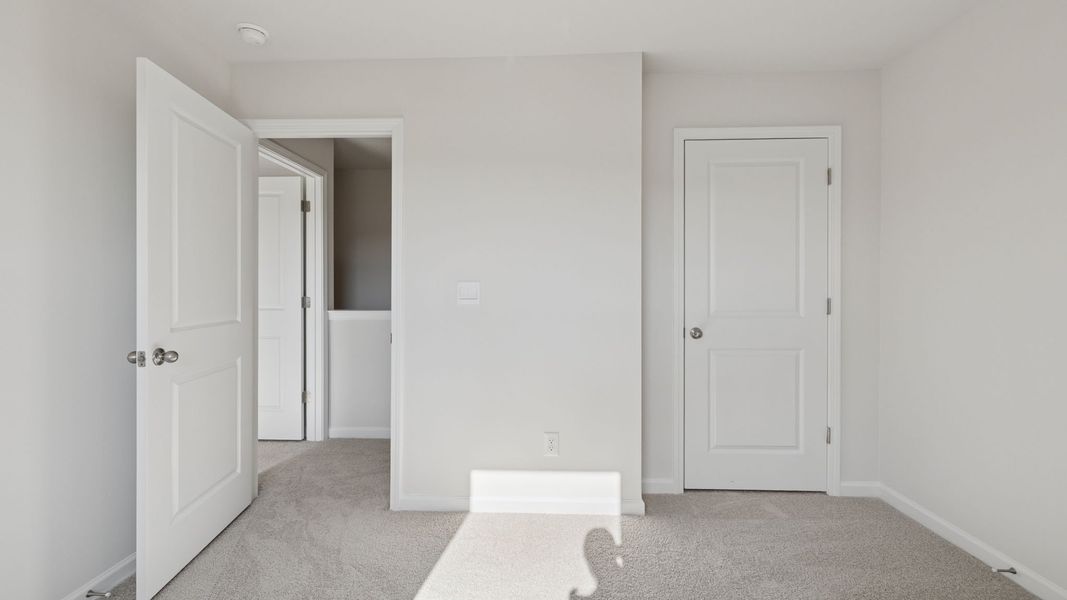 Spacious, unfurnished interior of a new home in Pine Lake Estates, Anderson (Image 25).