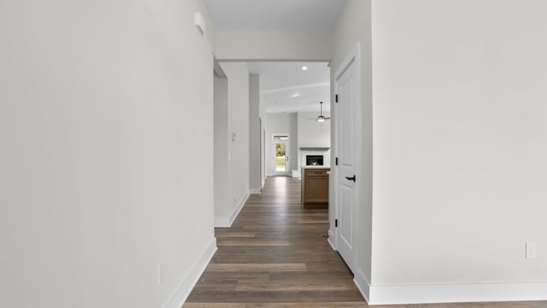 Spacious, unfurnished interior of a new home in Arrowood Acres, Enoree (Image 20). Spacious, unfurnished interior of a new home in Arrowood Acres, Enoree (Image 20).